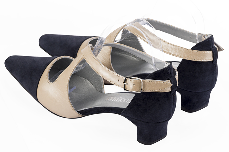 Matt black and gold women's open side shoes, with crossed straps. Tapered toe. Low kitten heels. Rear view - Florence KOOIJMAN